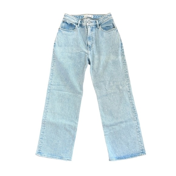 Abercrombie & Fitch The 90s Relaxed Jean High Rise 27 / 4 Light Wash Blue Denim - Picture 10 of 12